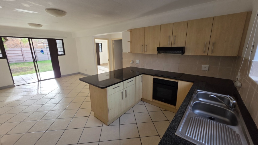 2 Bedroom Property for Sale in Hartenbos Central Western Cape